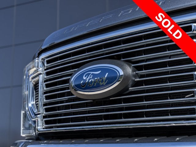 2022 Ford F-350SD Lariat