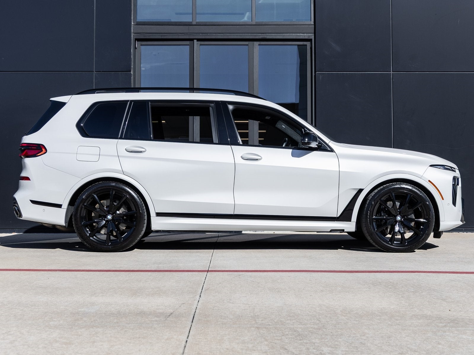2026 BMW X7 M60i