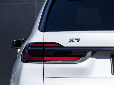 2026 BMW X7 M60i