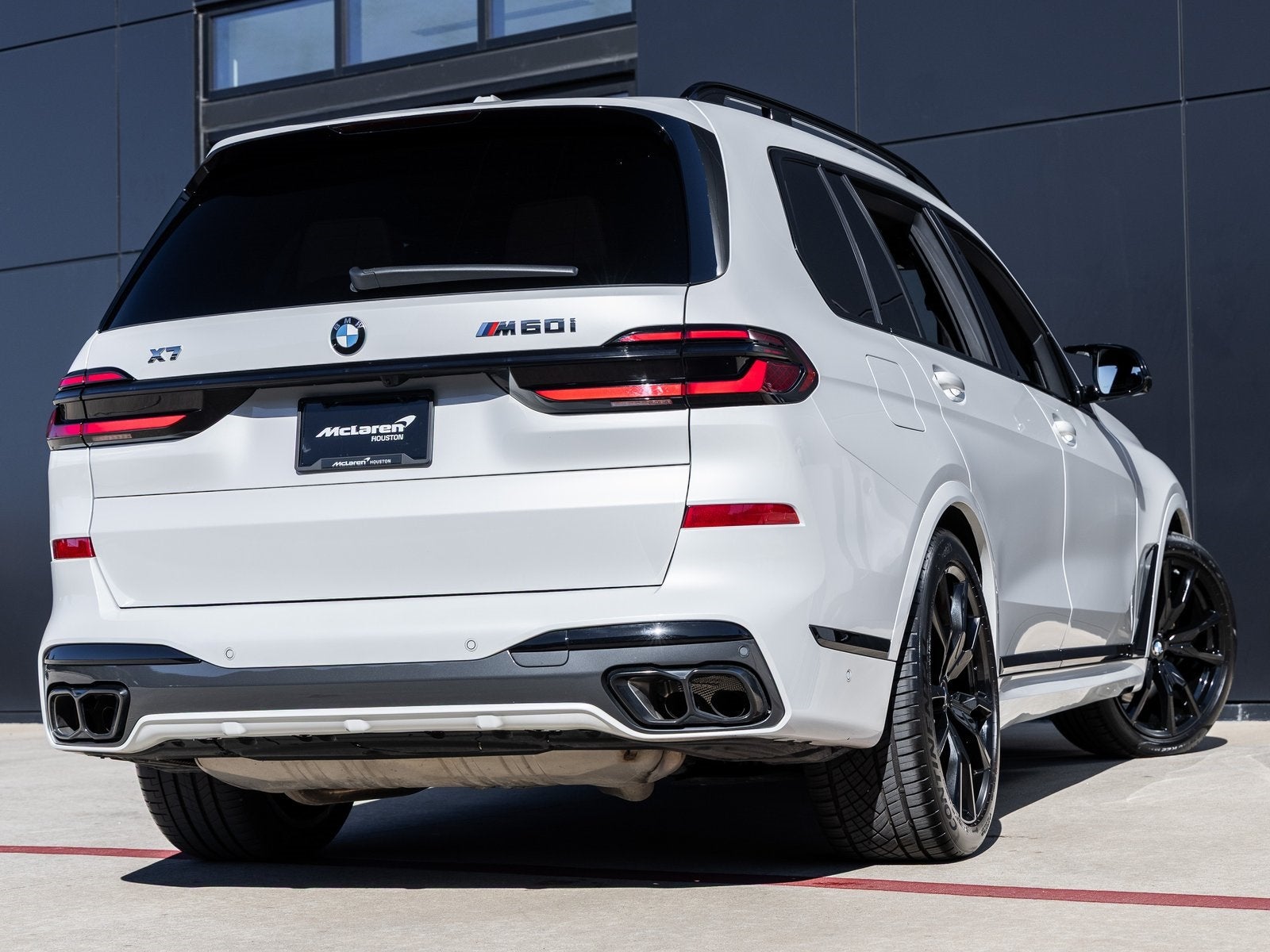 2026 BMW X7 M60i