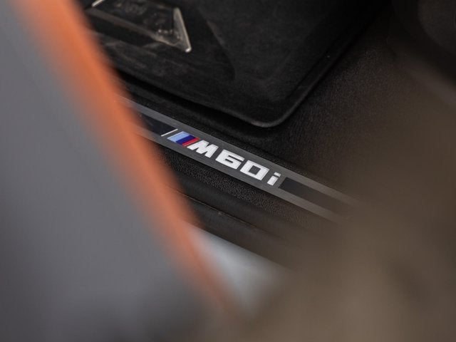 2025 BMW X5 M60i