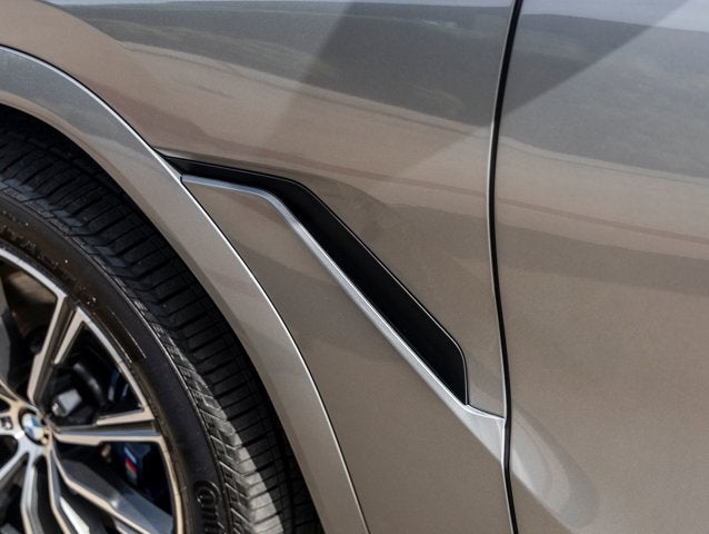 2026 BMW X6 M60i