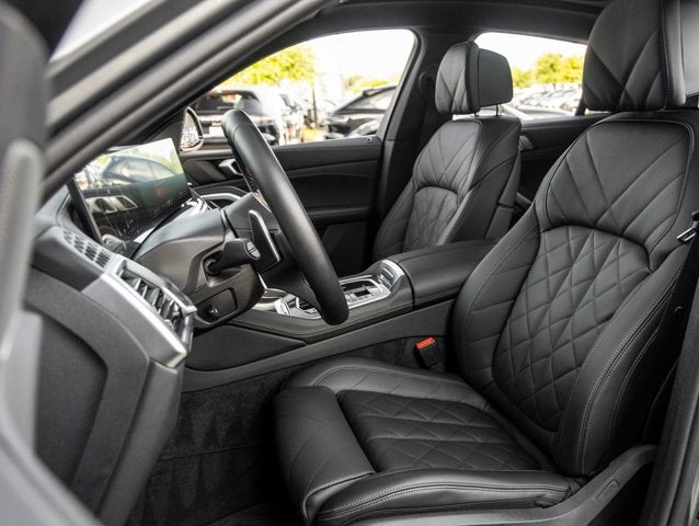 2026 BMW X6 M60i