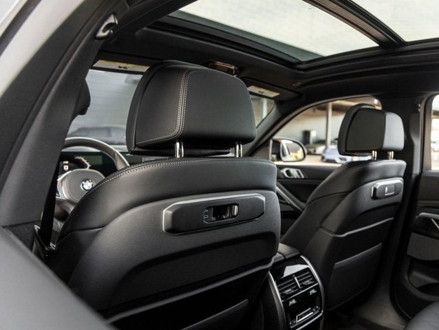 2026 BMW X6 M60i