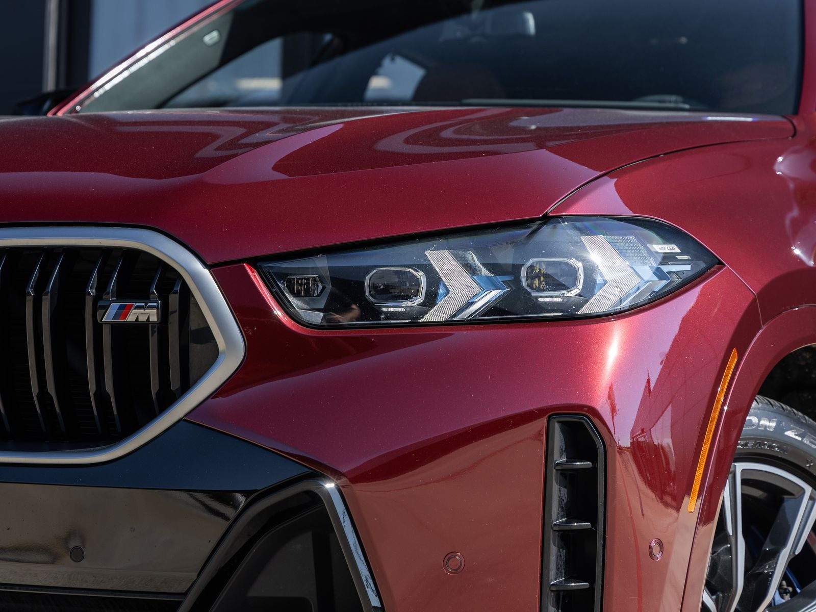 2025 BMW X6 M60i