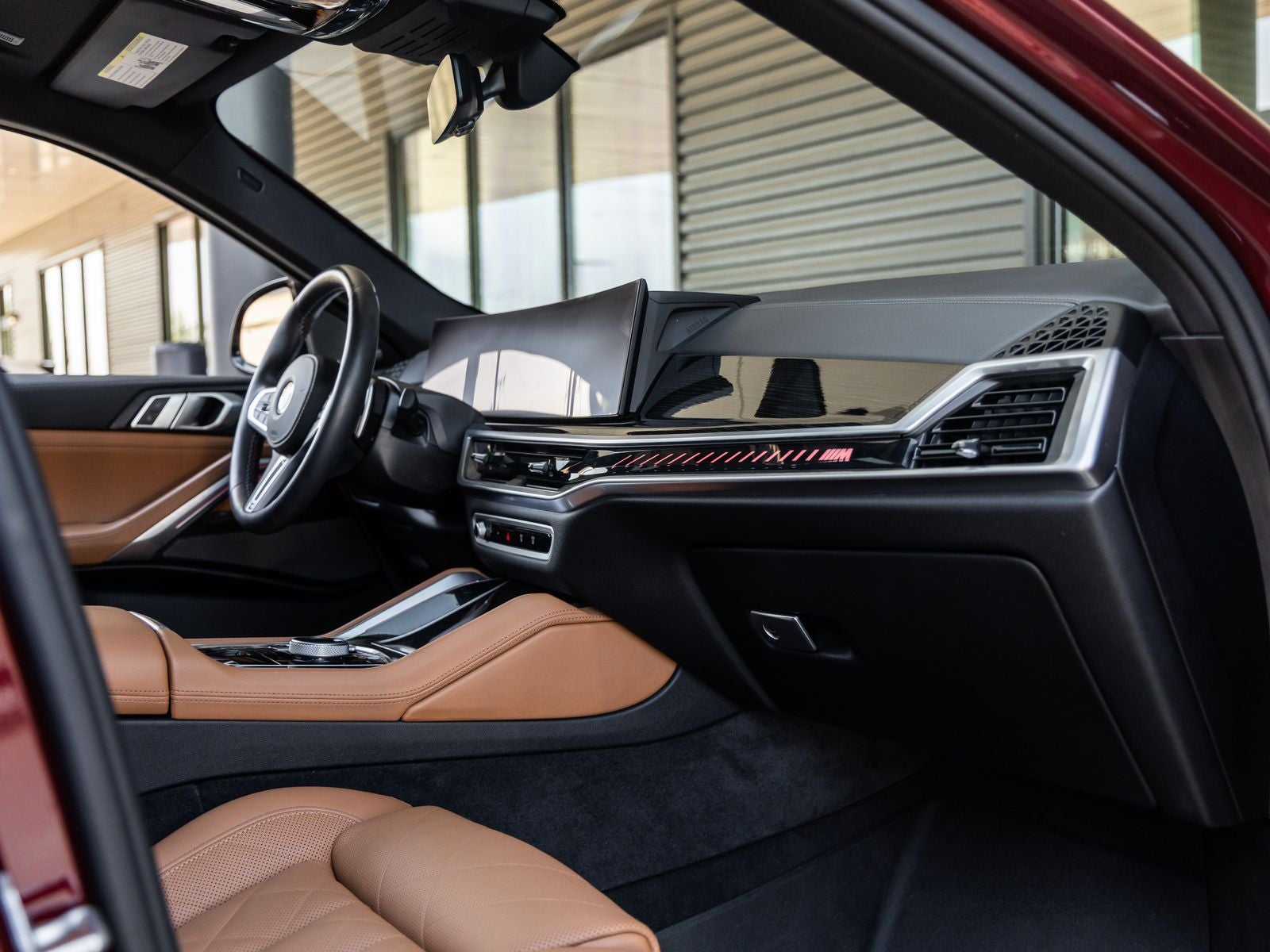 2025 BMW X6 M60i