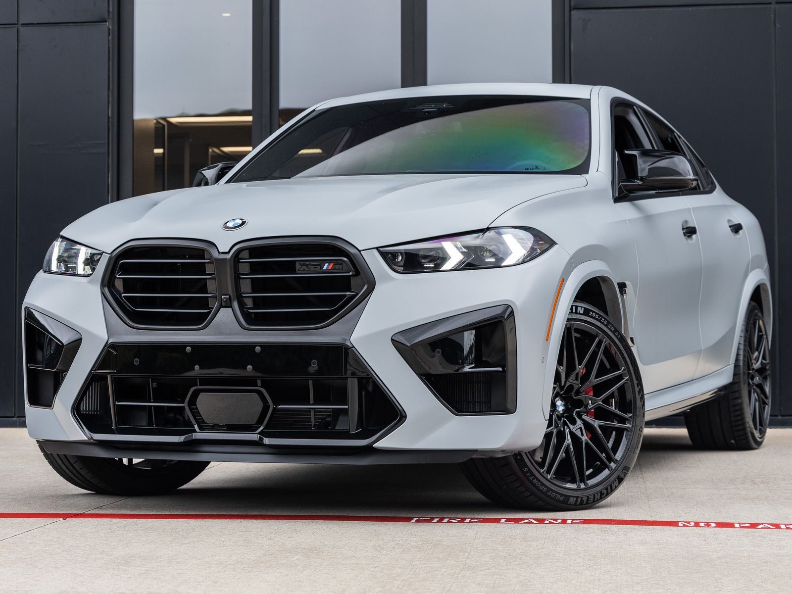 2025 BMW X6 M Competition's photo