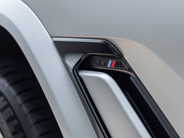 2025 BMW X6 M Base