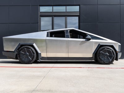 2024 Tesla Cybertruck Base