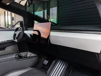 2024 Tesla Cybertruck Base