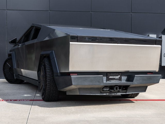 2024 Tesla Cybertruck Base