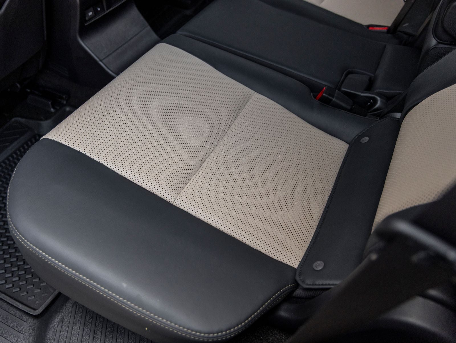 2024 Lexus GX Overtrail+ - Photo 33