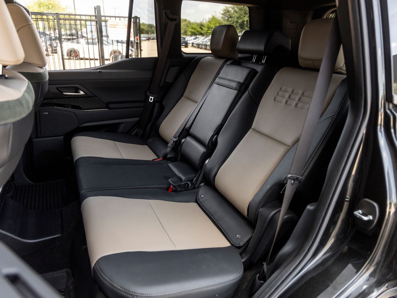 2024 Lexus GX Overtrail+ - Photo 35