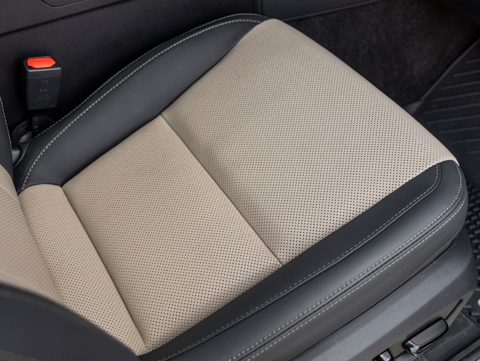 2024 Lexus GX Overtrail+ - Photo 42