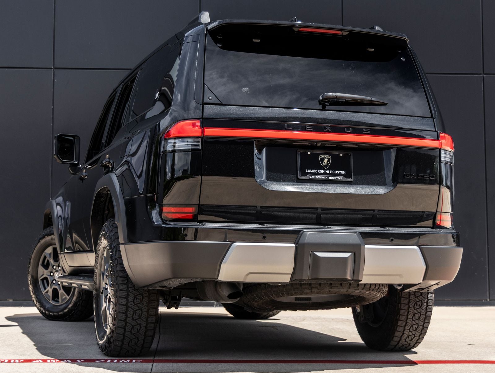 2024 Lexus GX Overtrail+ - Photo 6