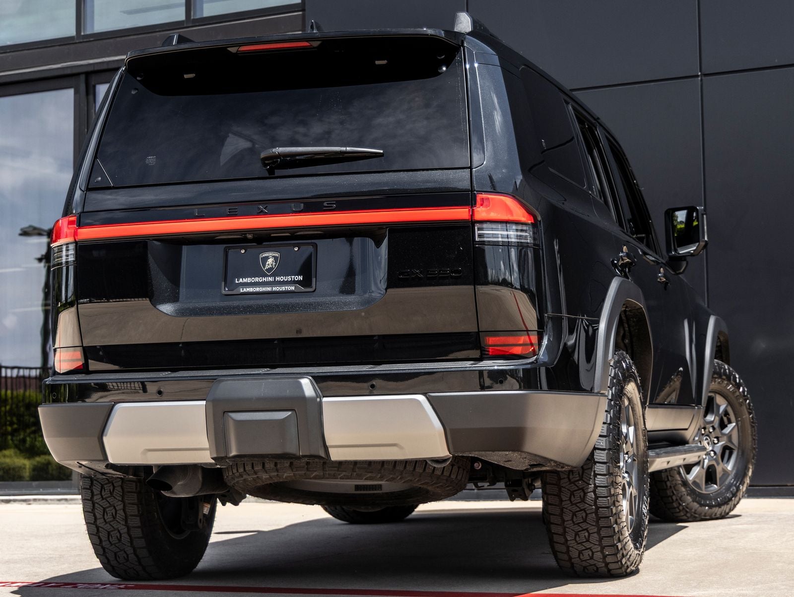 2024 Lexus GX Overtrail+ - Photo 8