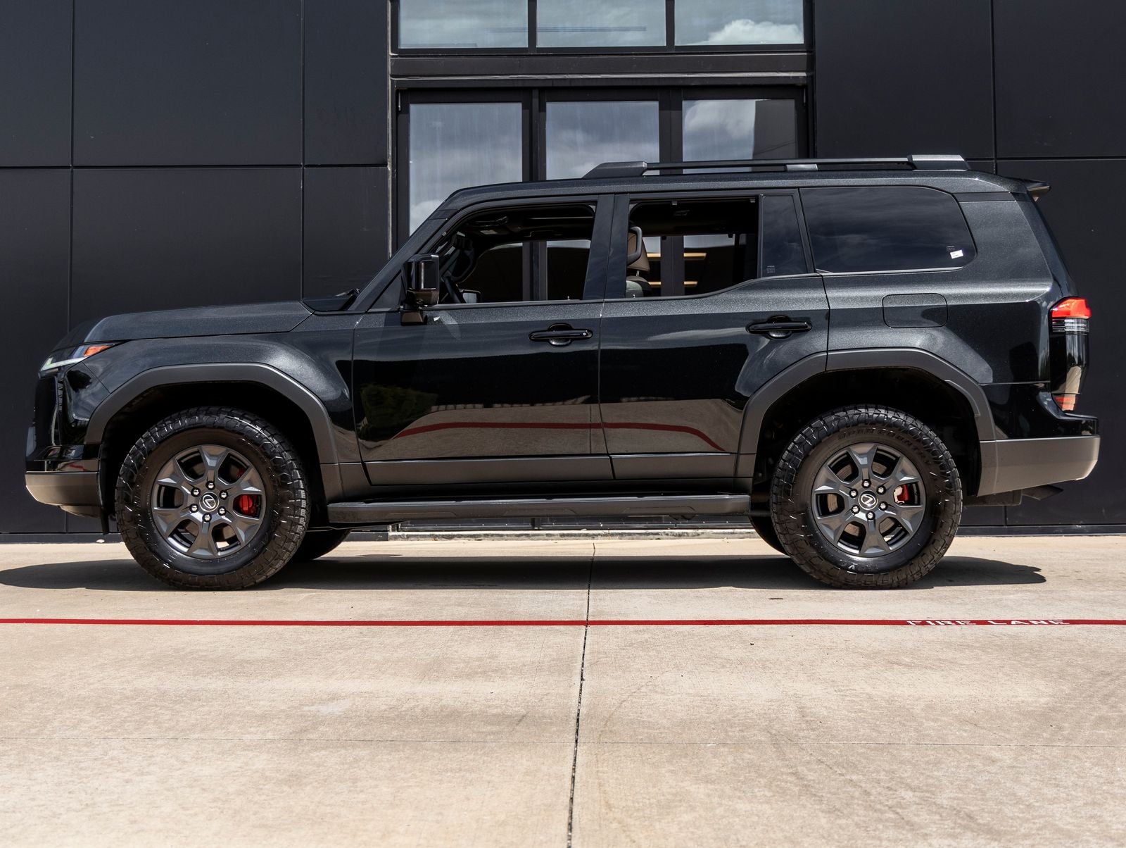 2024 Lexus GX Overtrail+ - Photo 9