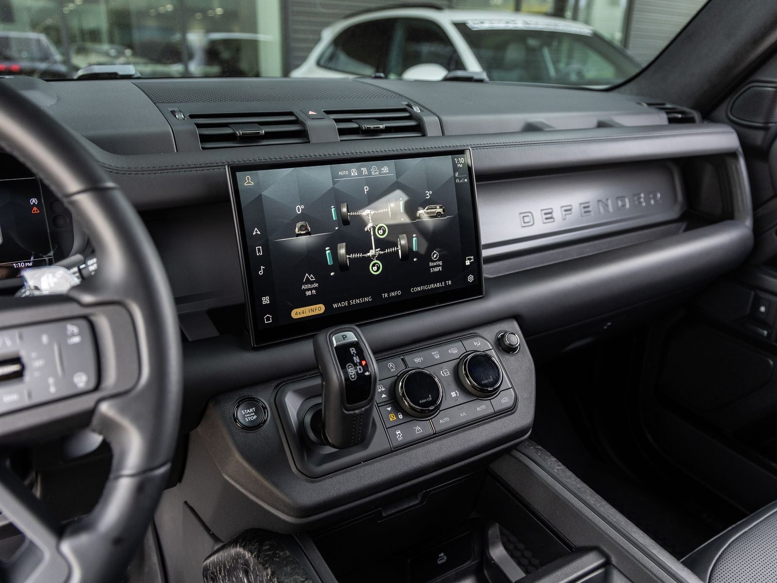 2025 Land Rover Defender 110 P635 OCTA V8