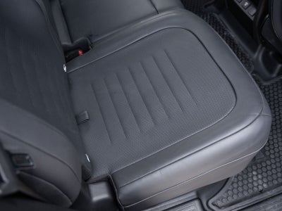 2025 Land Rover Defender 110 P635 OCTA V8