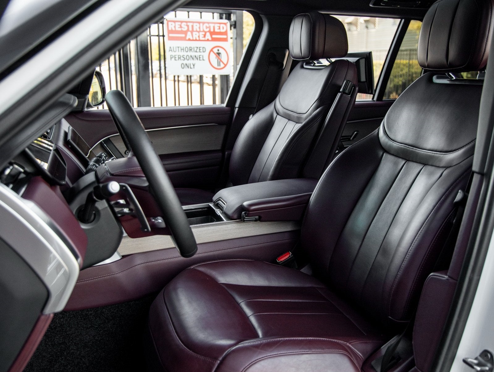 2023 Land Rover Range Rover Autobiography