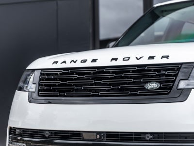 2025 Land Rover Range Rover SE