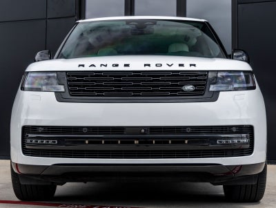 2025 Land Rover Range Rover SE