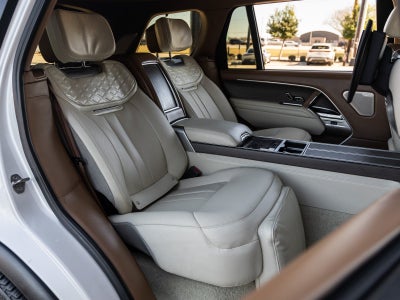 2022 Land Rover Range Rover SV