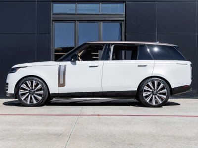 2022 Land Rover Range Rover SV