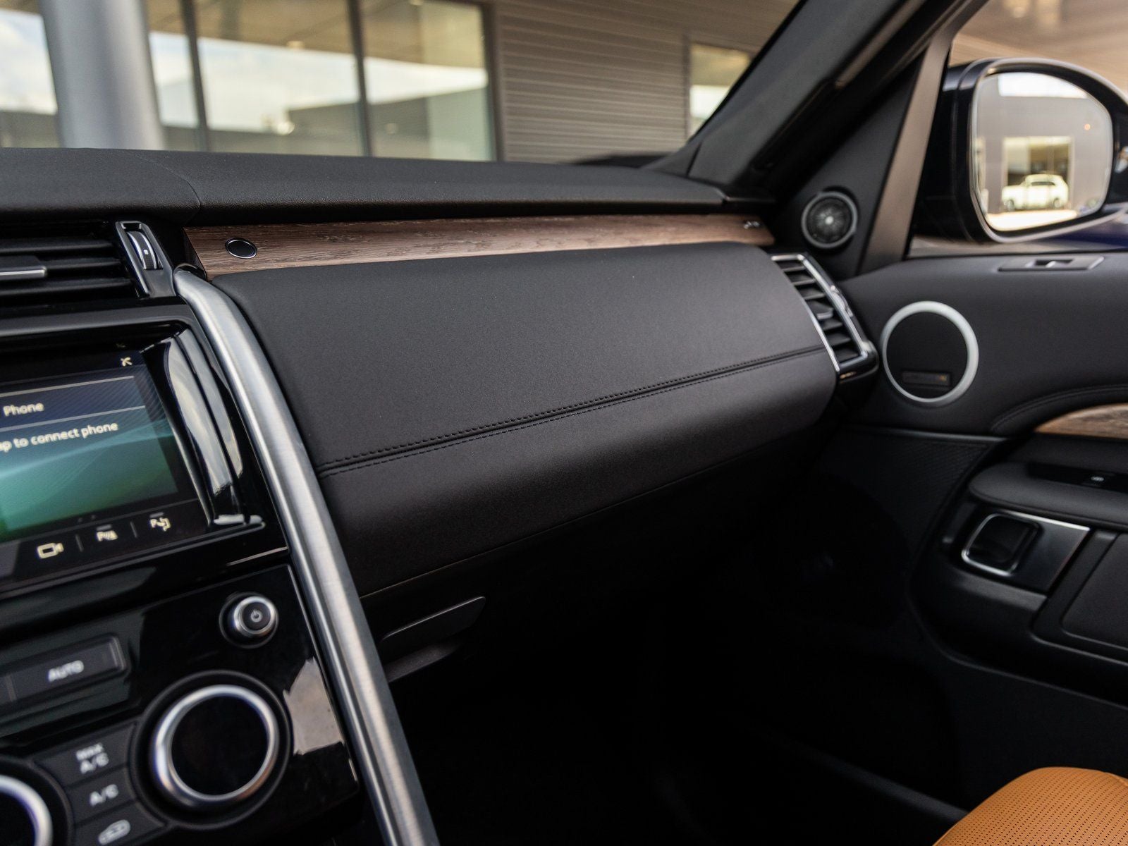 2020 Land Rover Discovery HSE