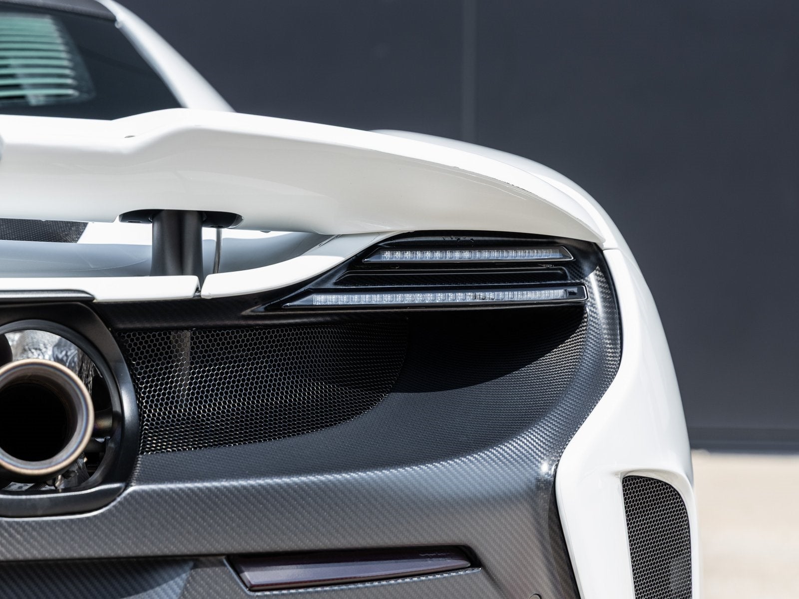 2016 McLaren 675LT Base