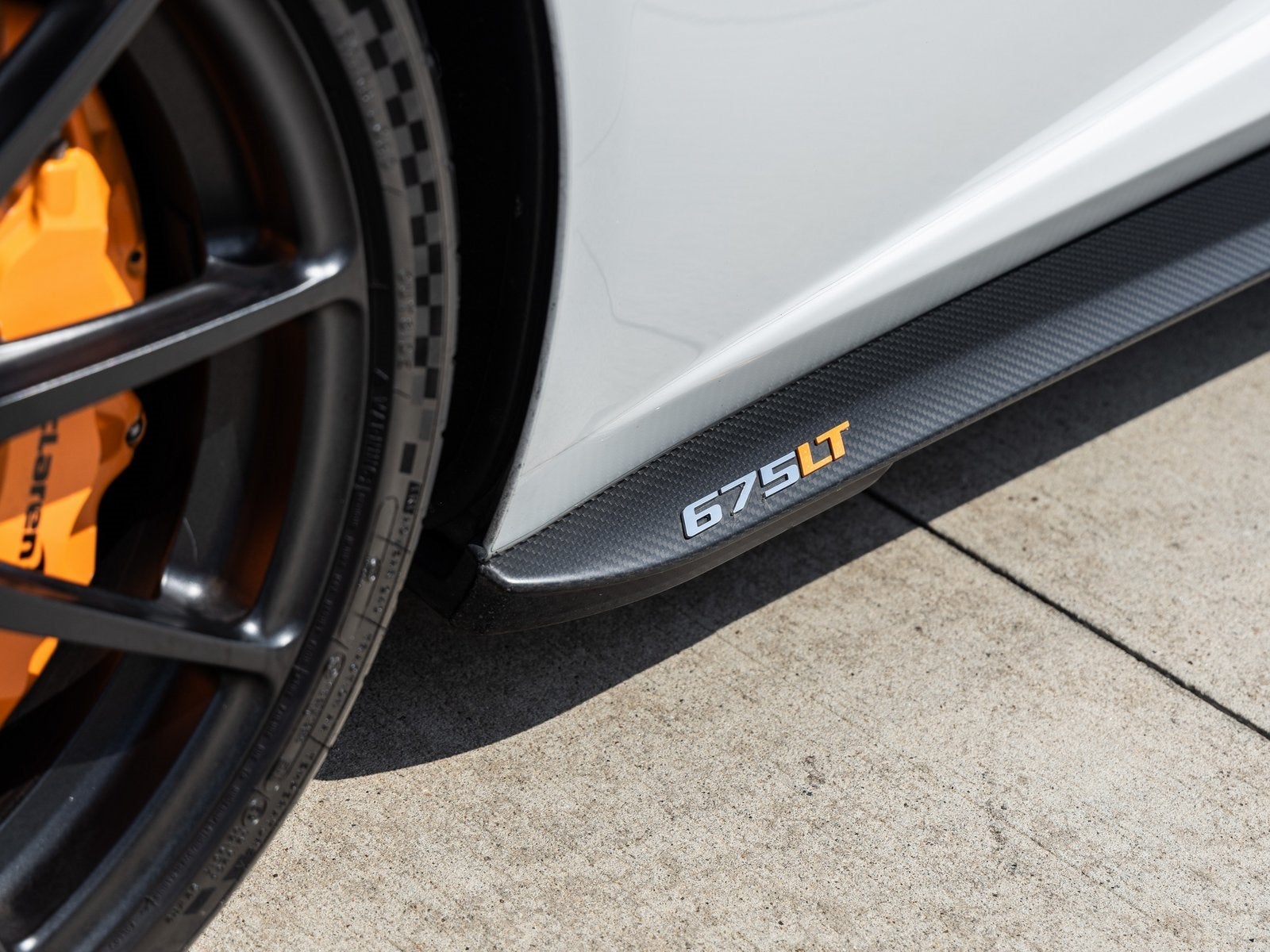 2016 McLaren 675LT Base