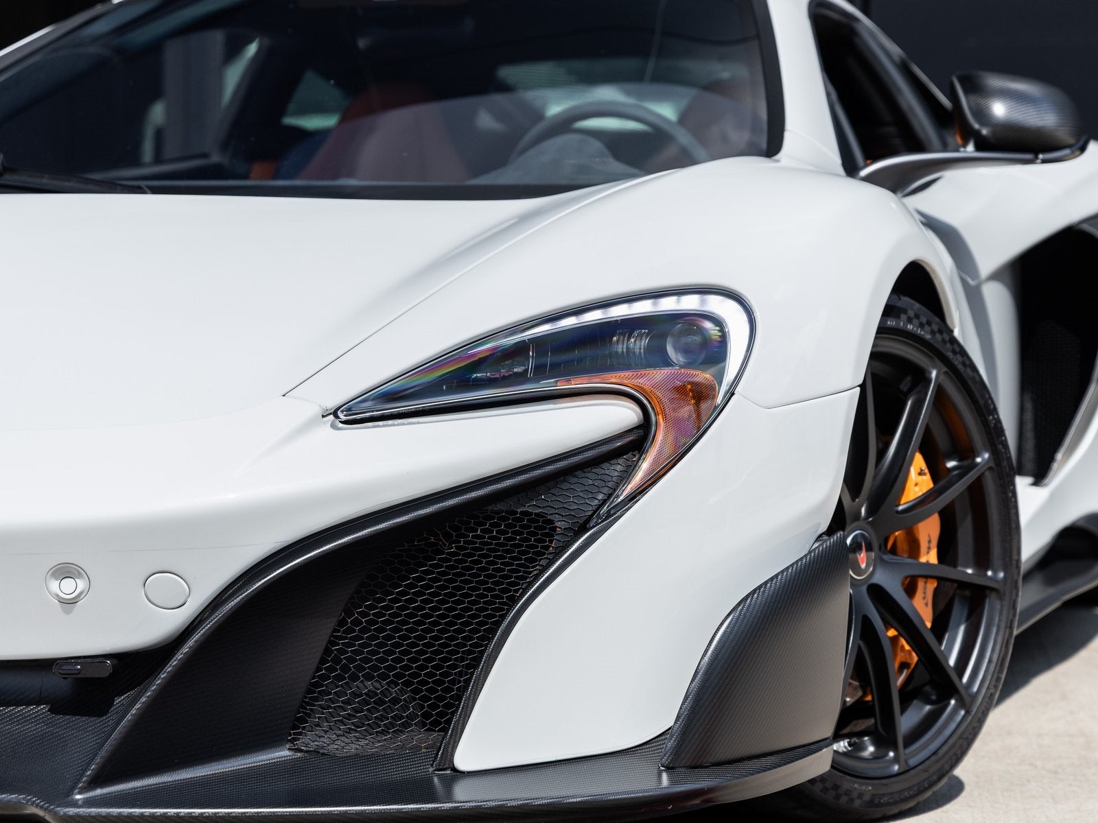 2016 McLaren 675LT Base