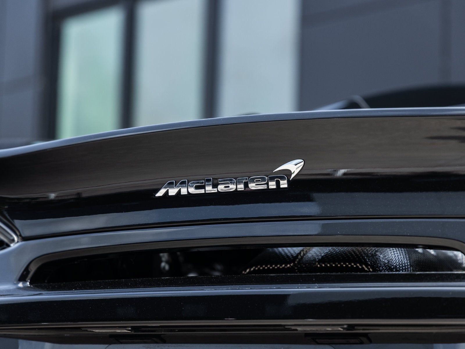 2020 McLaren 570S Base