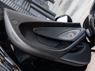 2020 McLaren 570S Base