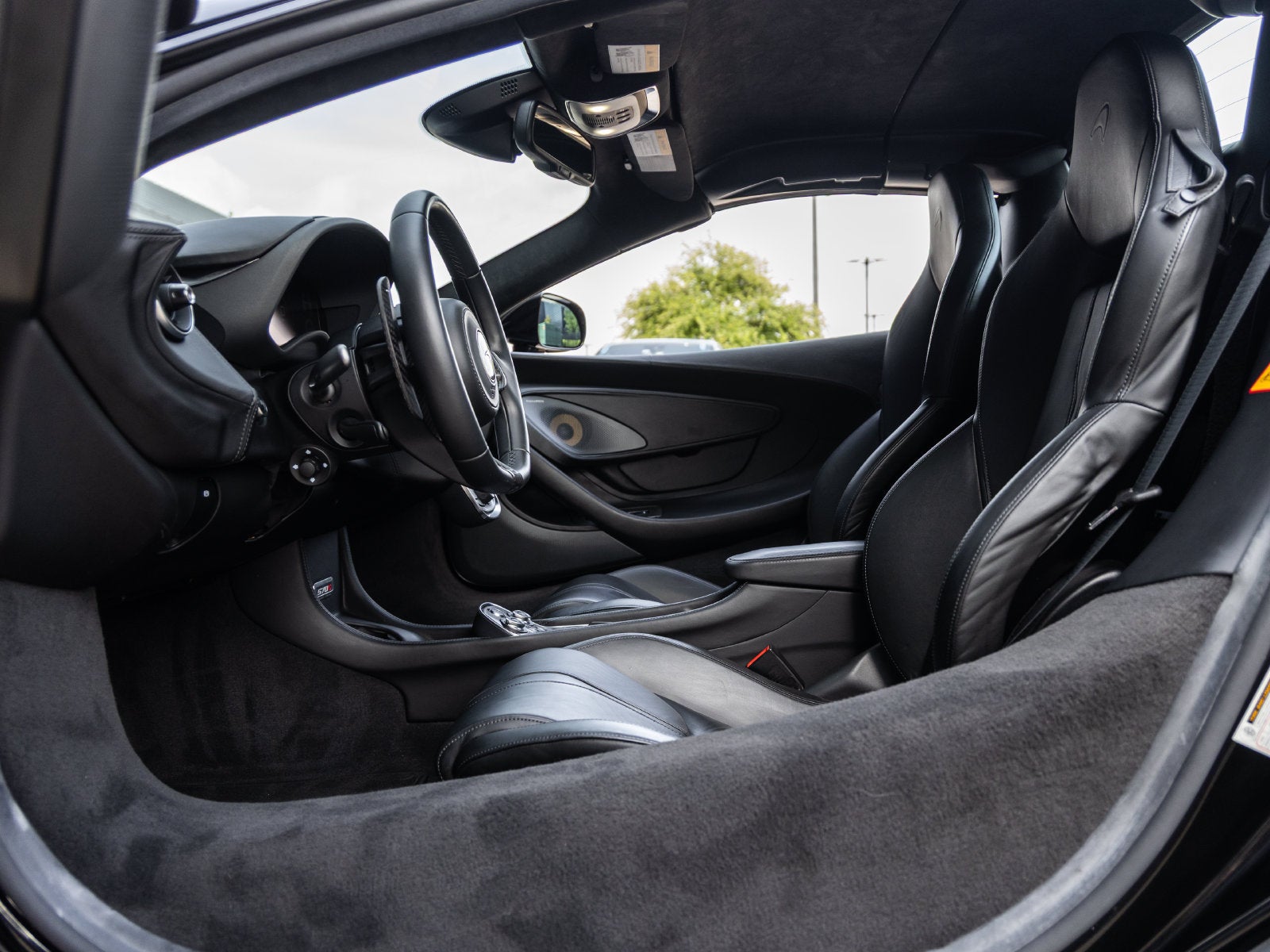 2020 McLaren 570S Base