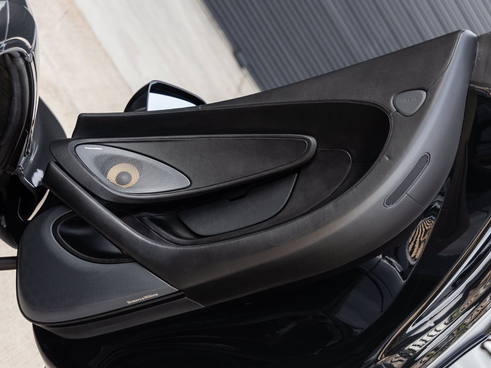 2020 McLaren 570S Base