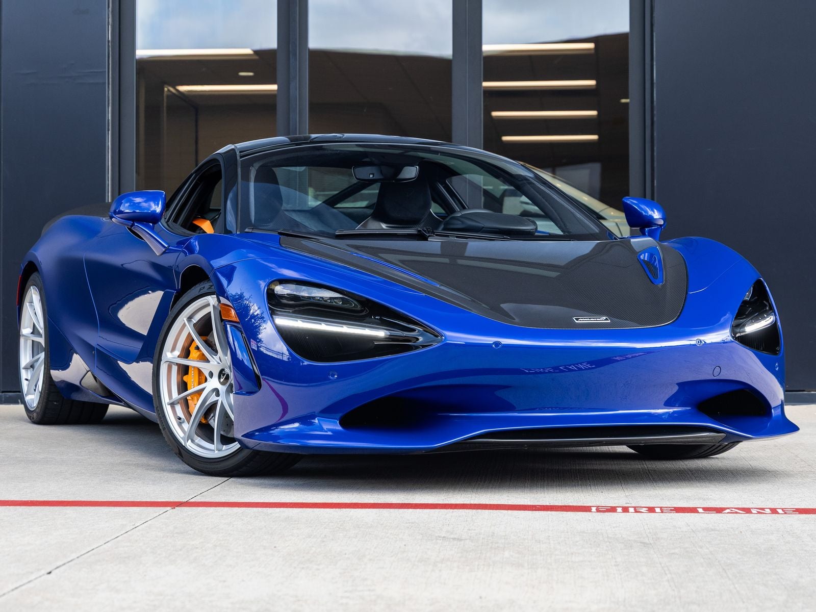 2026 McLaren 750S Base