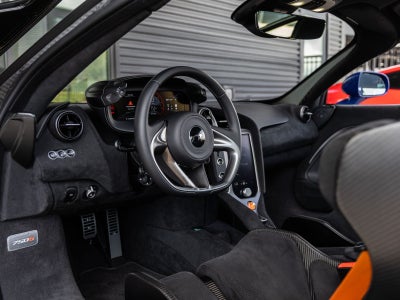 2026 McLaren 750S Base