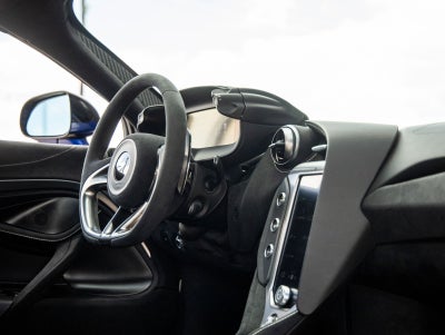 2024 McLaren 750S Base