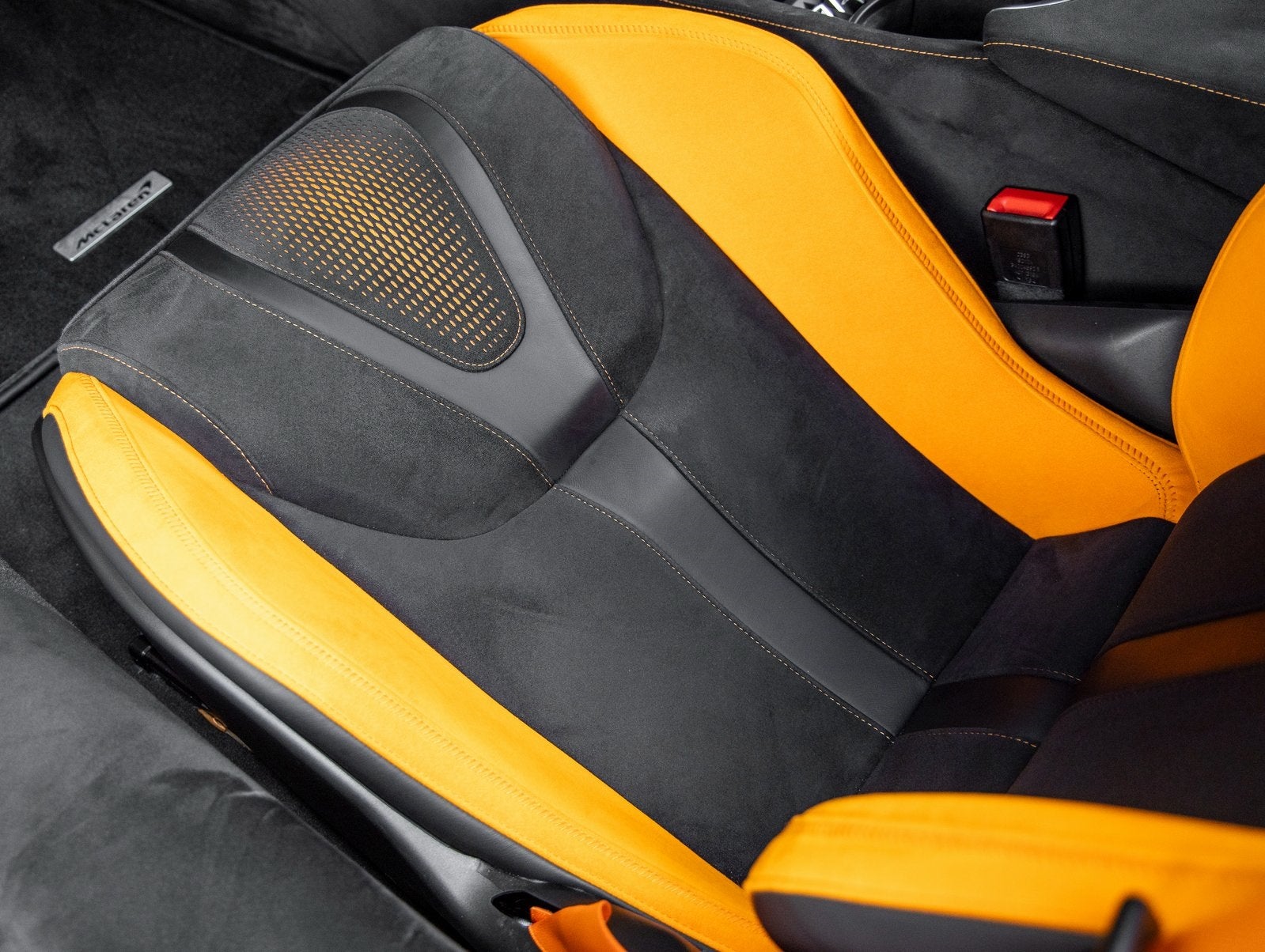 2024 McLaren 750S Base