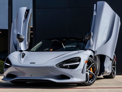 2026 McLaren 750S Base