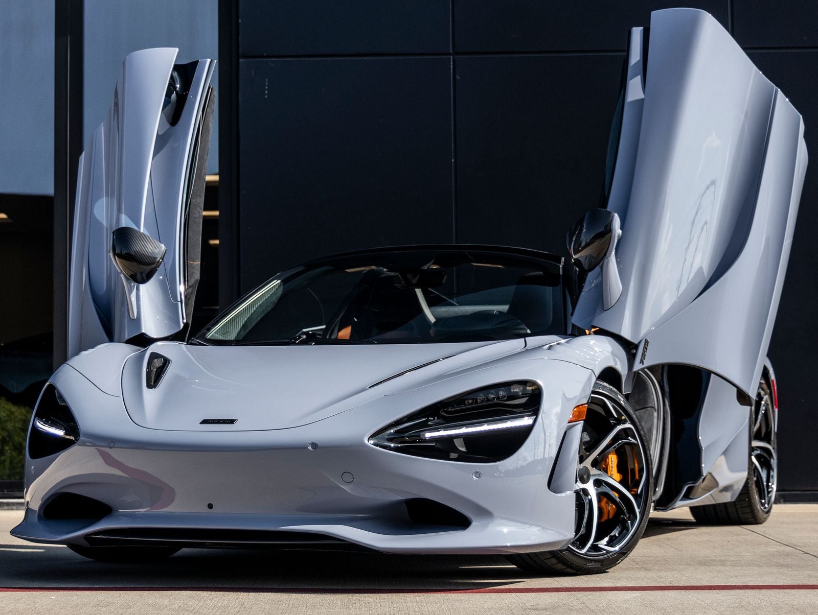 2026 McLaren 750S Base