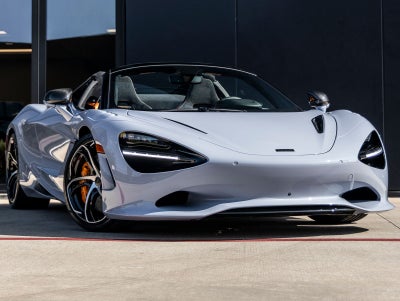 2026 McLaren 750S Base