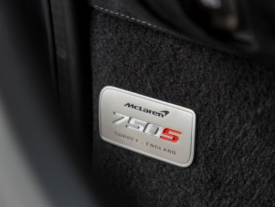 2026 McLaren 750S Base