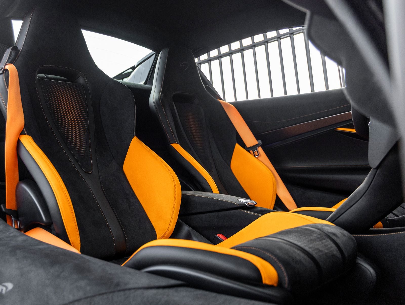 2026 McLaren 750S Base