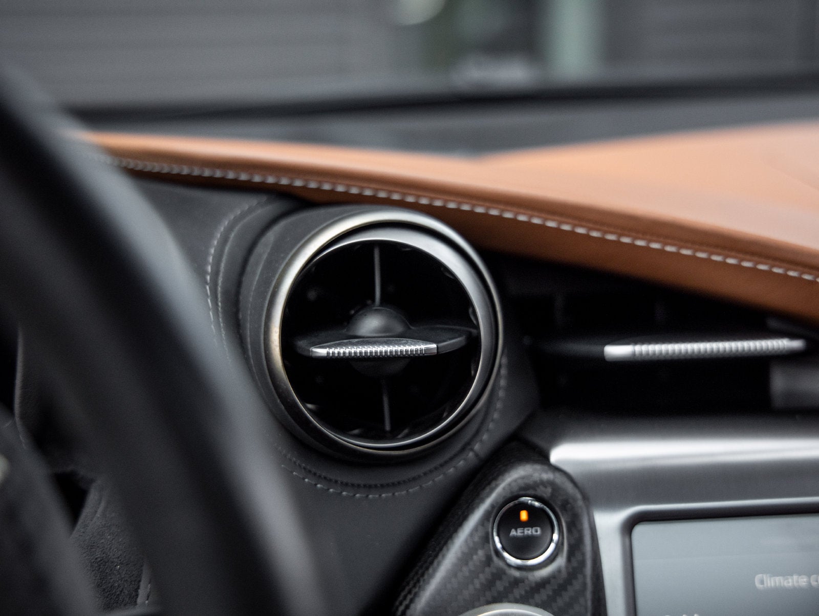 2018 McLaren 720S Base