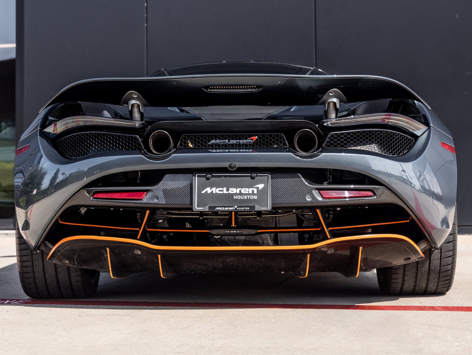 2018 McLaren 720S Base
