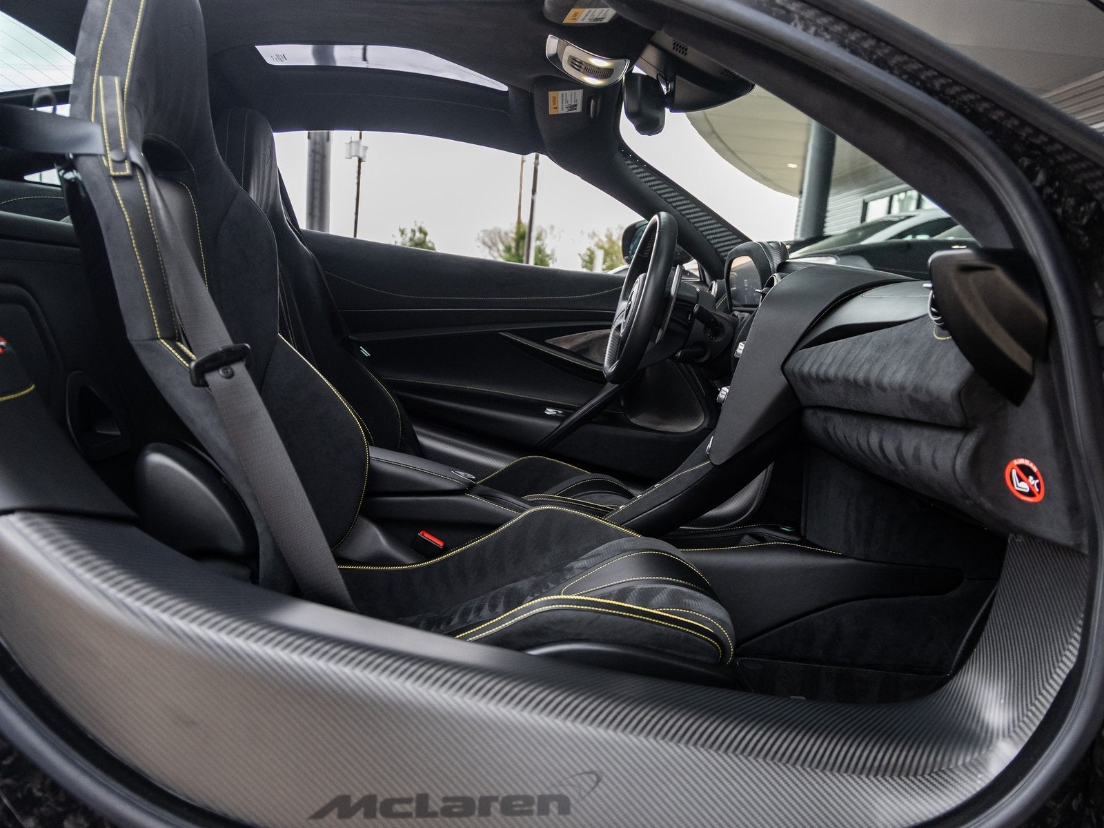 2019 McLaren 720S Base