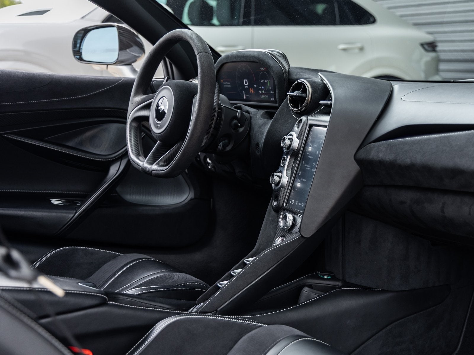 2020 McLaren 720S Base