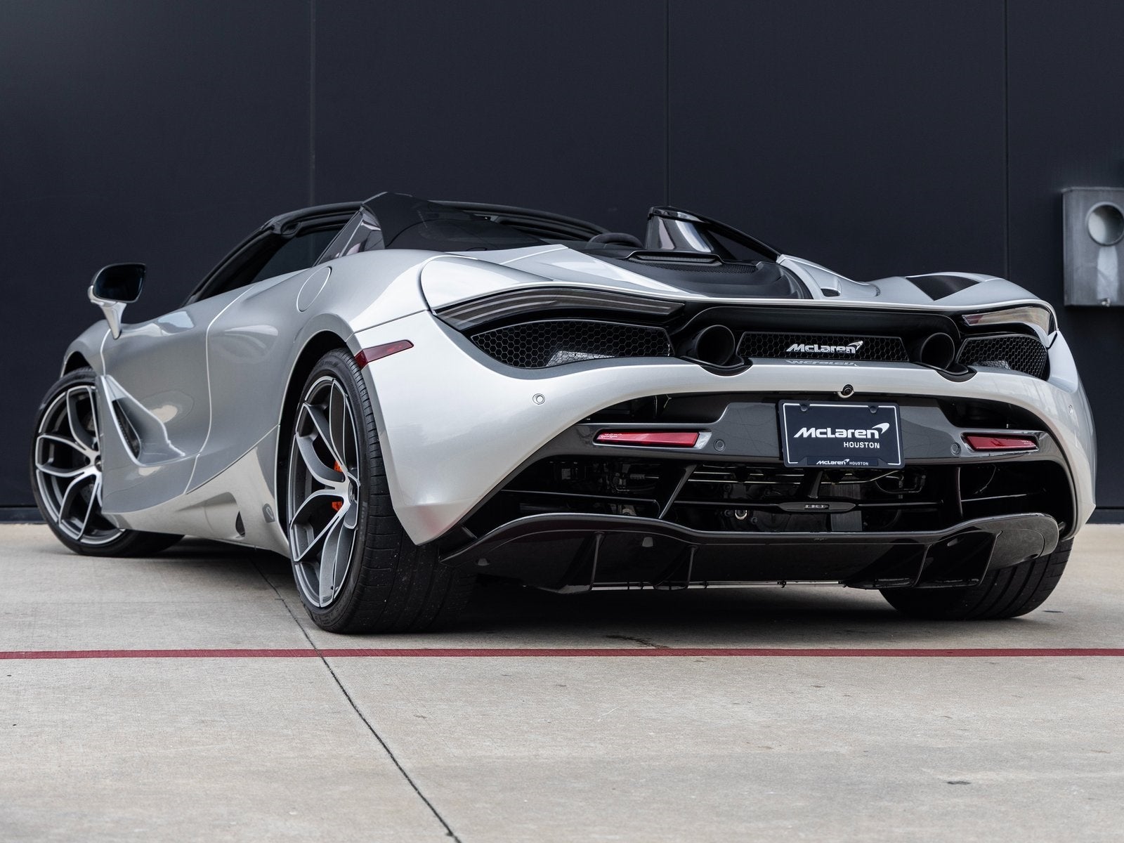 2020 McLaren 720S Base